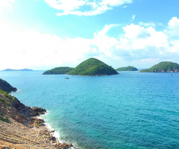 Ba Hòn Nồm Nam Du